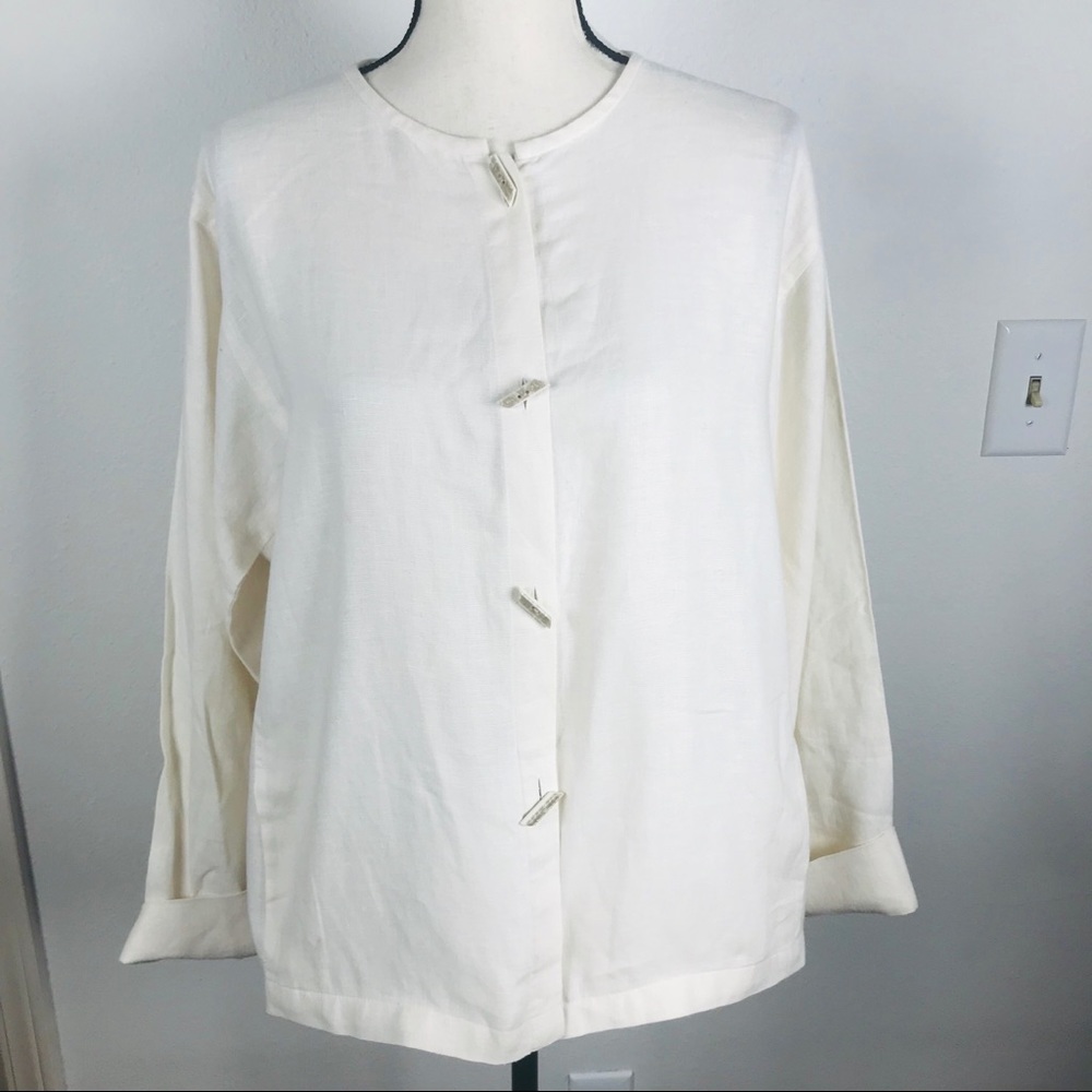 LIZ CLAIBORNE BUTTON UP CREAM SIDE POCKETS TOP